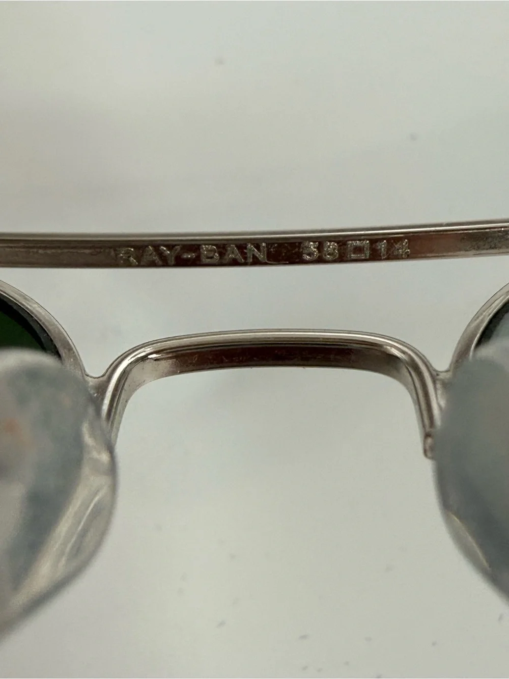 Ray-Ban Silver large metal Aviator Sunglasses Purple Mirrored Lenses RB 3025